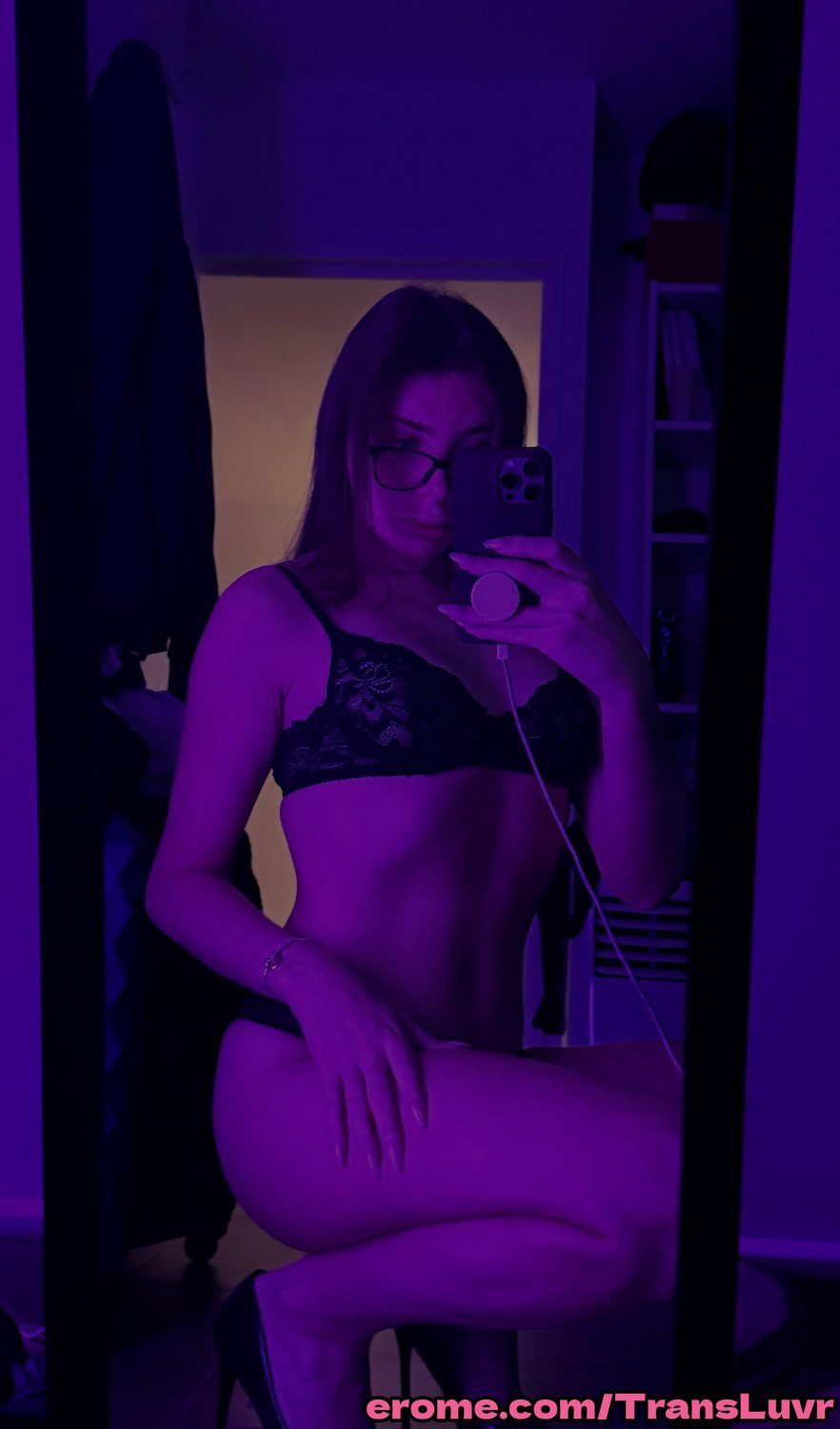 Mini Brązowowłosa Trans Lubi BBC W Stylu Pieska - Shemale, Tranny, Pułapka, Ts, Tgirl, Obciąganie 99