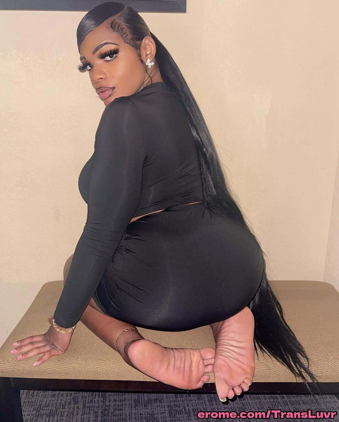 Big Buttlock Black Tranny bierze BBC od tyłu - Femboy, Shemale, Trans, Trap, Feet, Blowjob 4