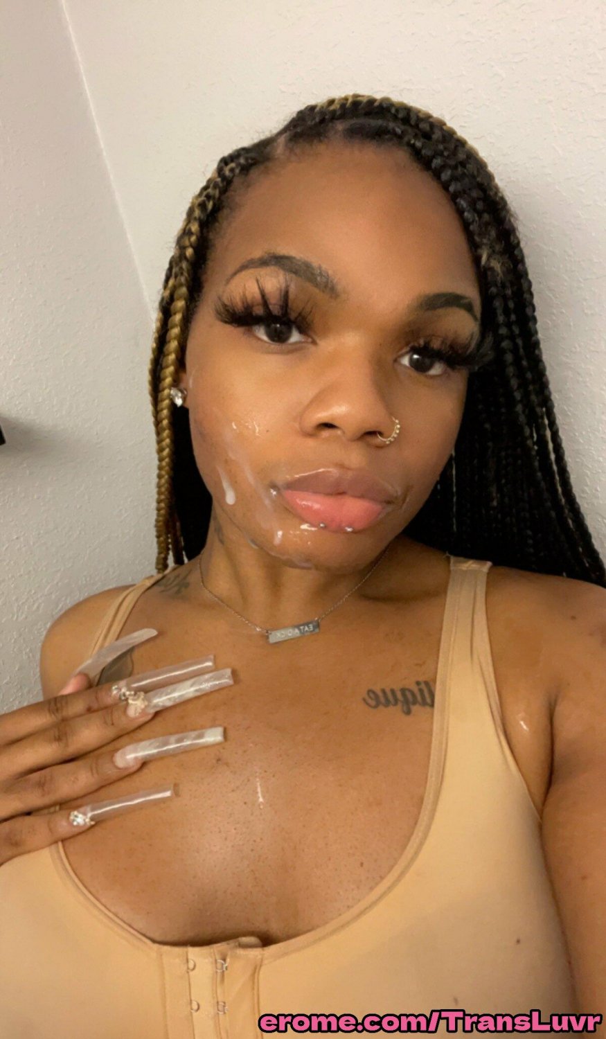 Big Buttlock Black Tranny bierze BBC od tyłu - Femboy, Shemale, Trans, Trap, Feet, Blowjob 19