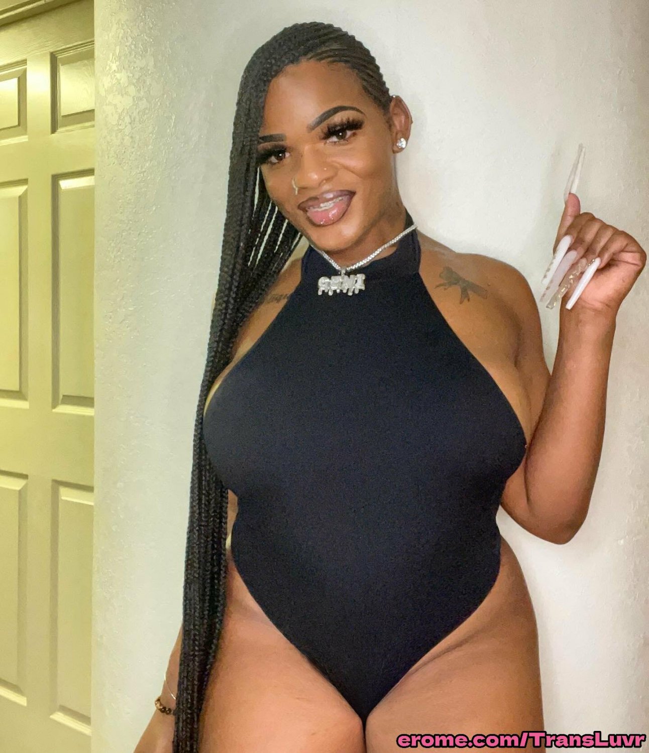 Big Buttlock Black Tranny bierze BBC od tyłu - Femboy, Shemale, Trans, Trap, Feet, Blowjob 31