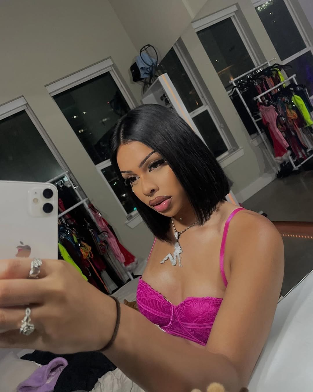 La femme transgenre latina monte une bite et se la fait mettre par derrière - Femboy, Shemale, Tranny, Trap, Blowjob 1