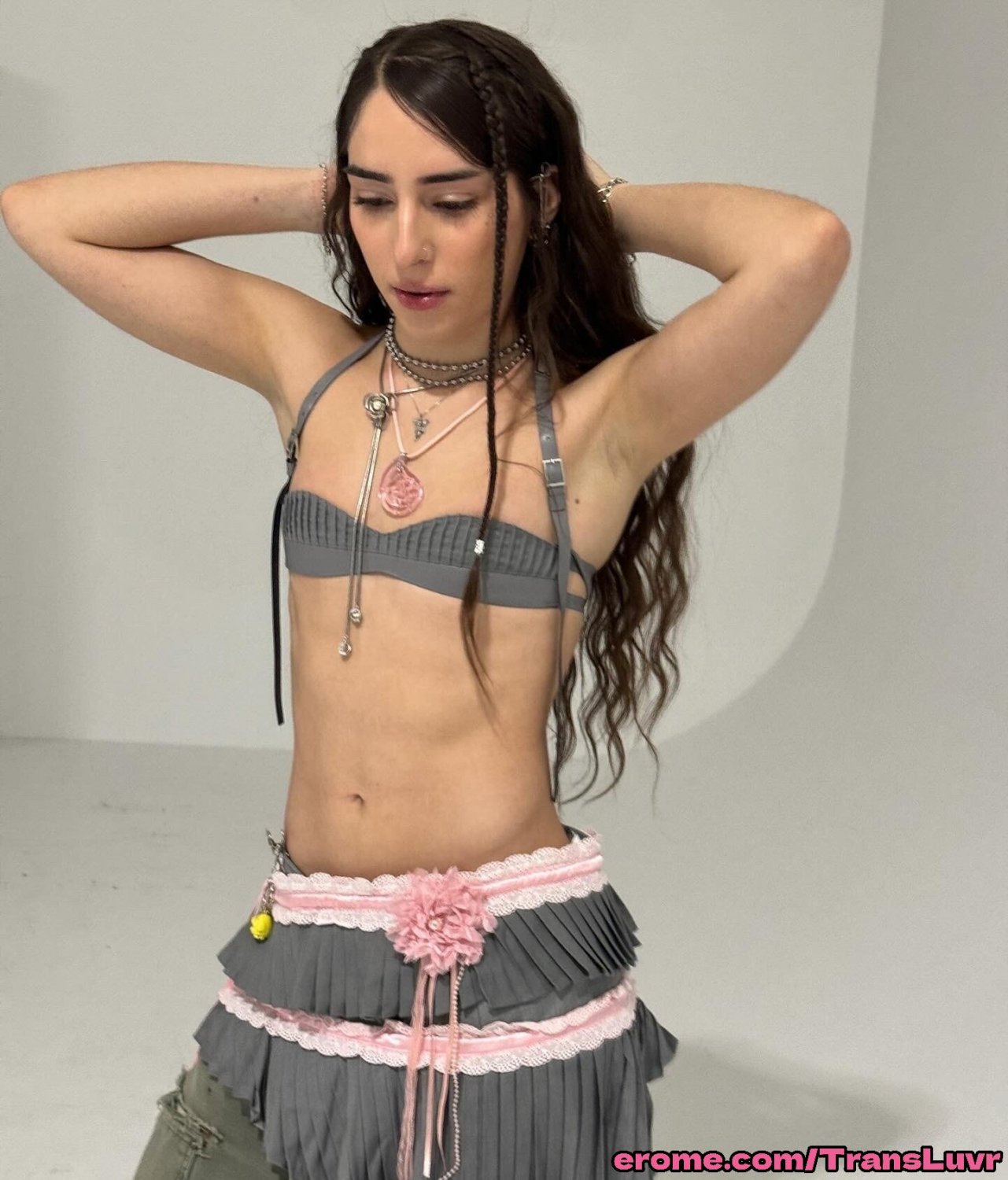 Trans Latina dal buco a bolla prende il pene nero - Shemale, Trans, Trappola, T, Tgirl, Misionario, Doggy 24