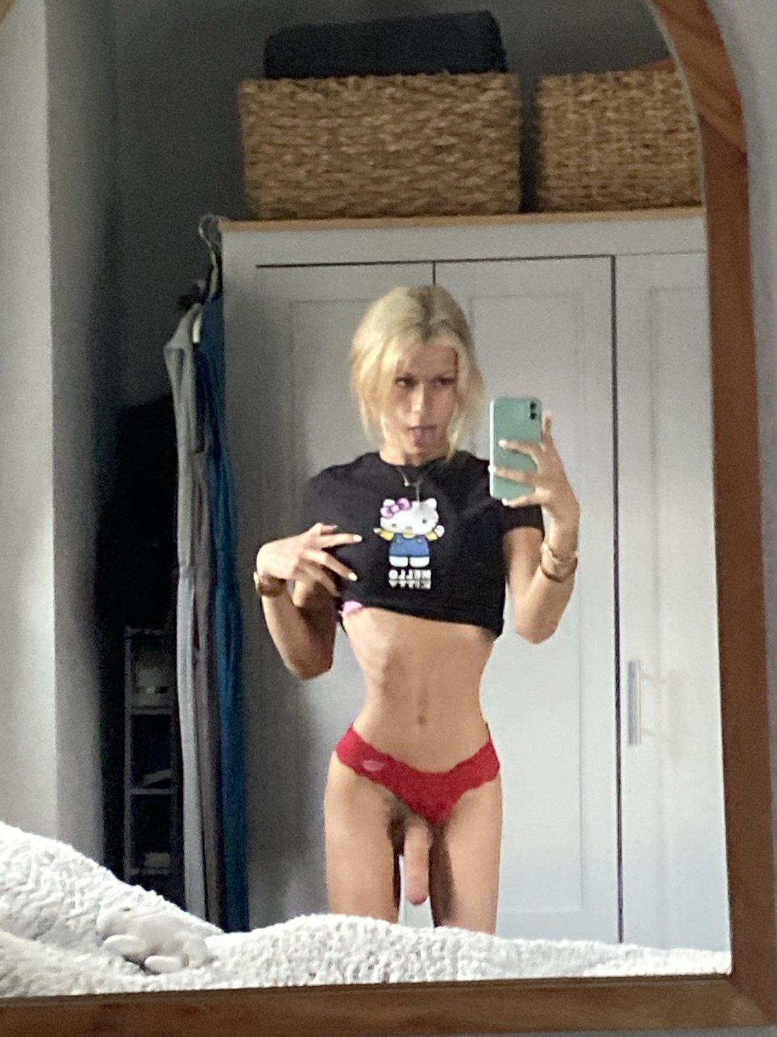 Young Hung Mini Trans Babe Ready to Play 16
