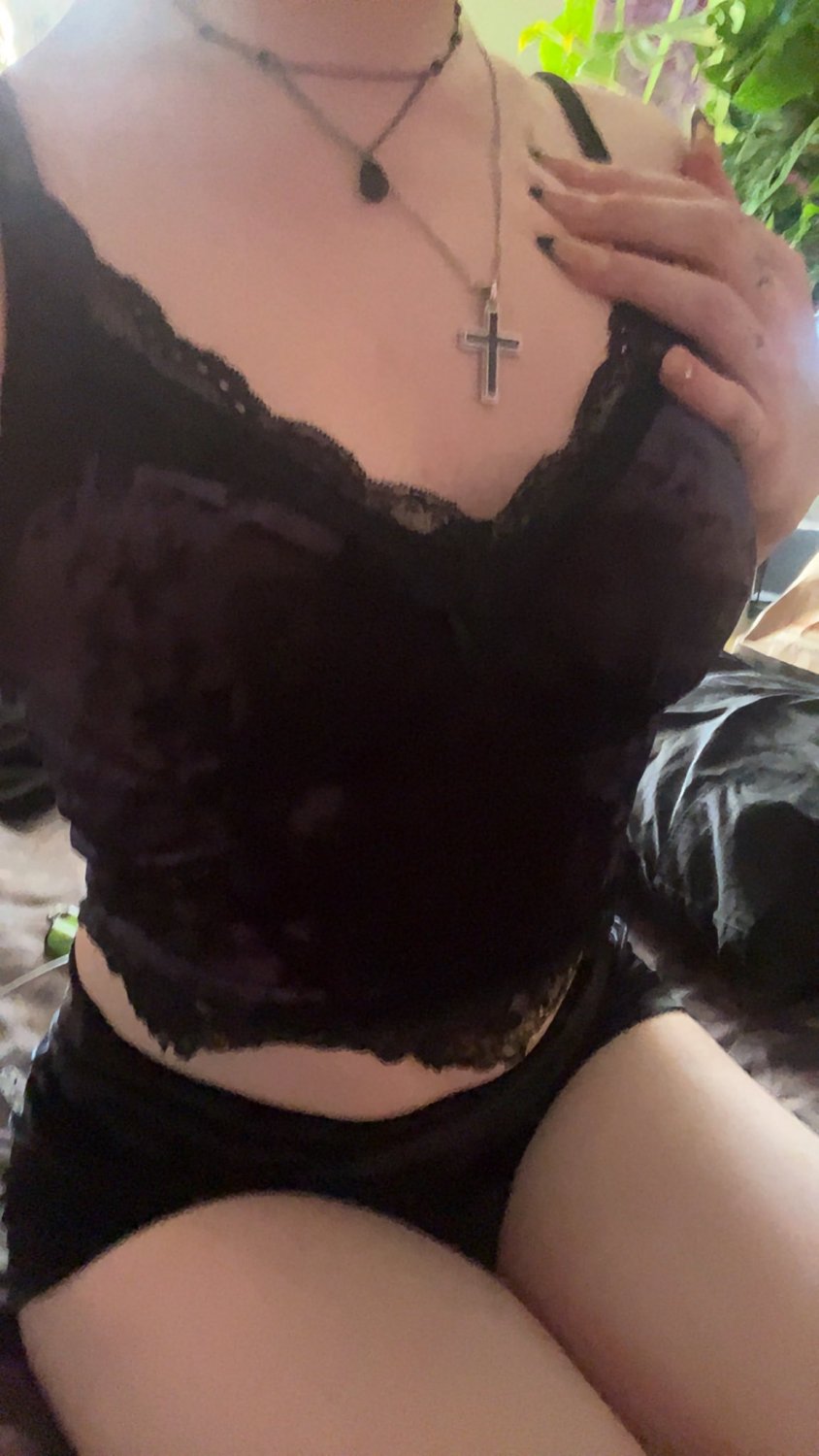 Sexy Subway Trans Babe Ready to Suck and Ride 40
