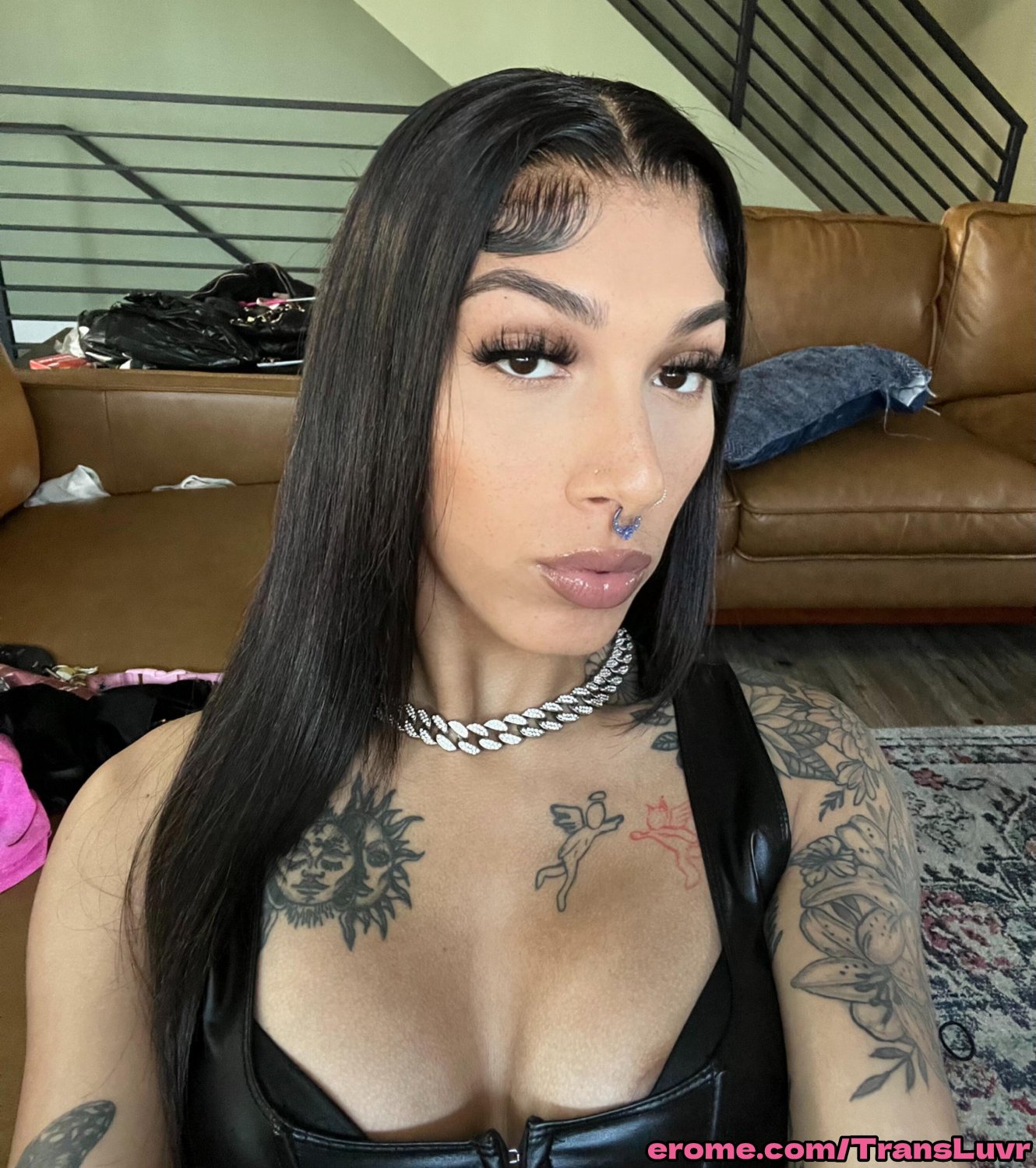 Alta y delgada latina trans follada por la BBC en misionero - transexual, transexual, trampa, ts, tgirl, mamada 11