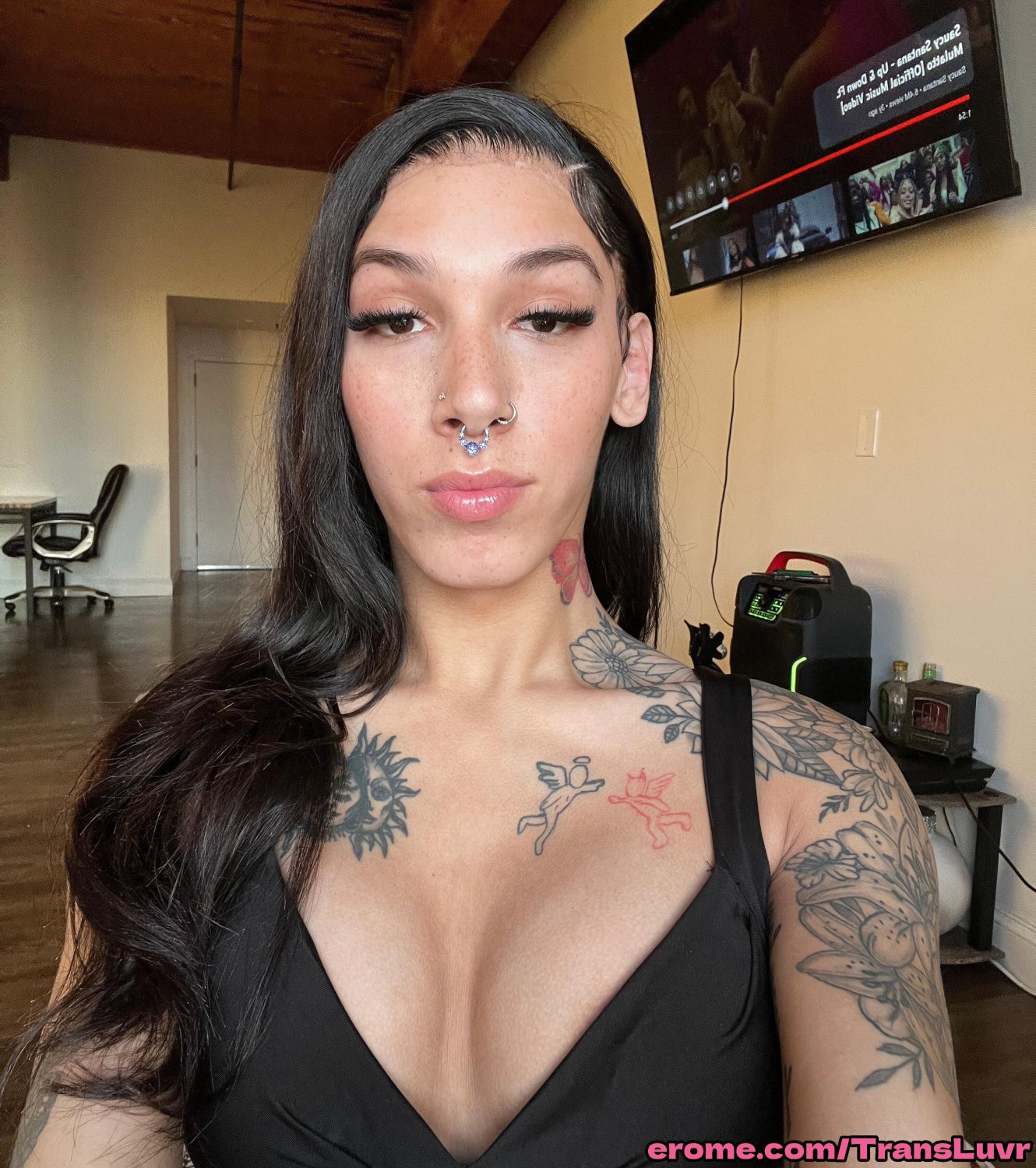 Alta y delgada latina trans follada por la BBC en misionero - transexual, transexual, trampa, ts, tgirl, mamada 12