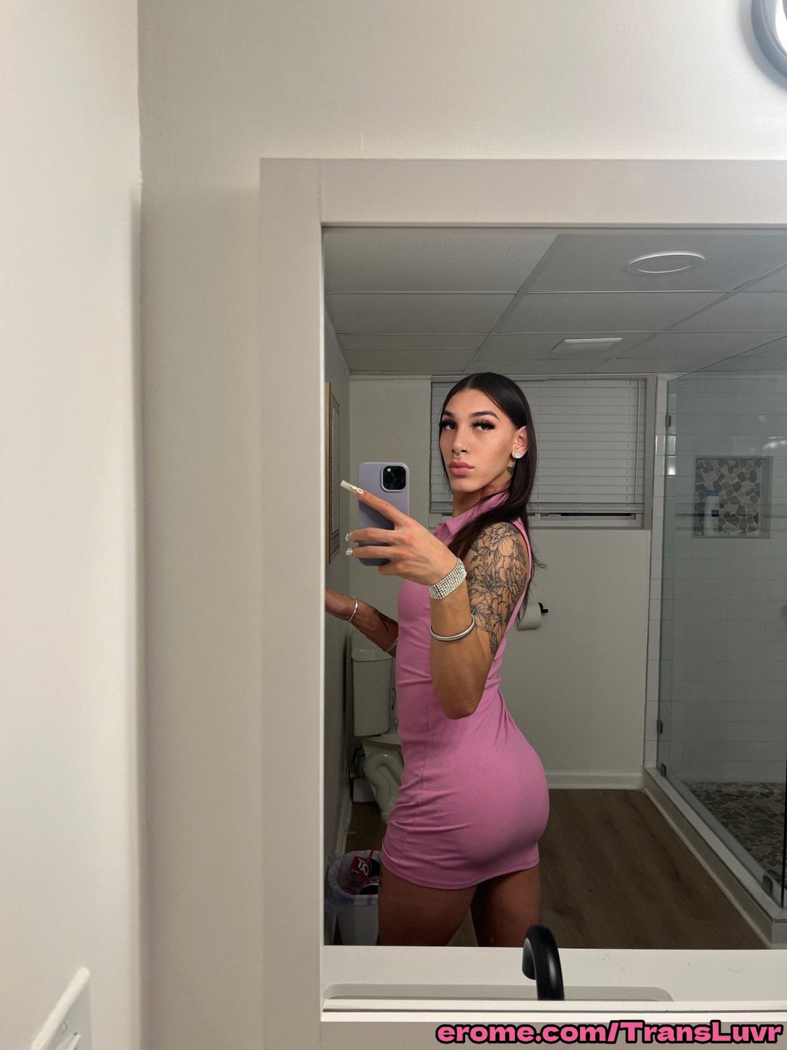 Alta y delgada latina trans follada por la BBC en misionero - transexual, transexual, trampa, ts, tgirl, mamada 33