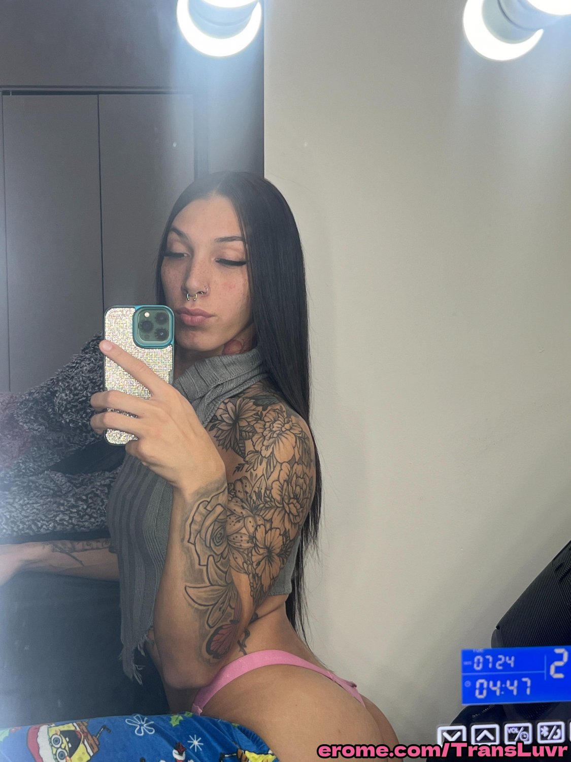 Alta y delgada latina trans follada por la BBC en misionero - transexual, transexual, trampa, ts, tgirl, mamada 56