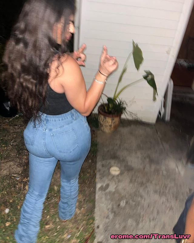 Big Buttlock Arab Trans liebt es, BBC Backshots zu nehmen [Femboy, Transe, Shemale, Trap] 6