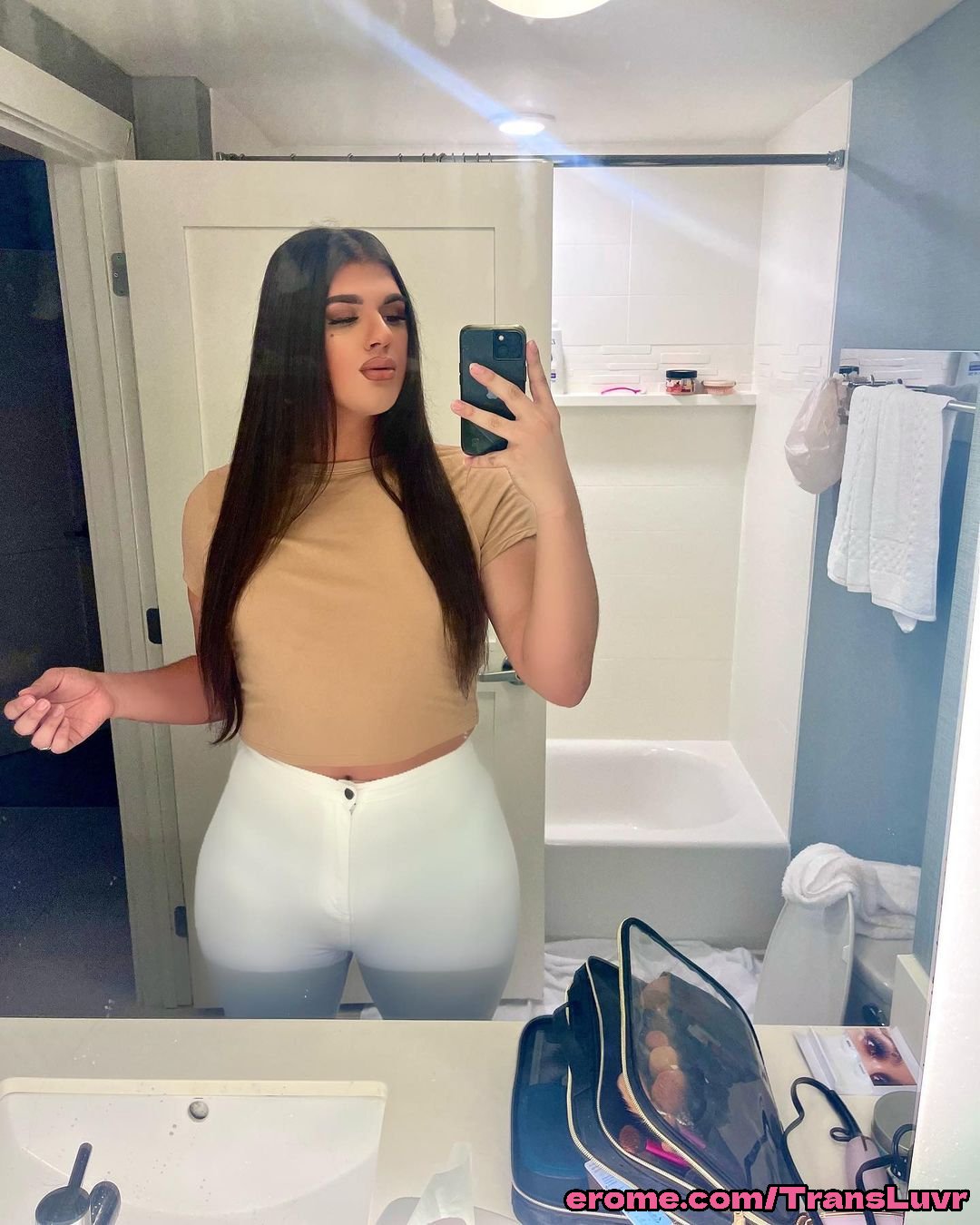 Big Buttlock Arab Trans liebt es, BBC Backshots zu nehmen [Femboy, Transe, Shemale, Trap] 8