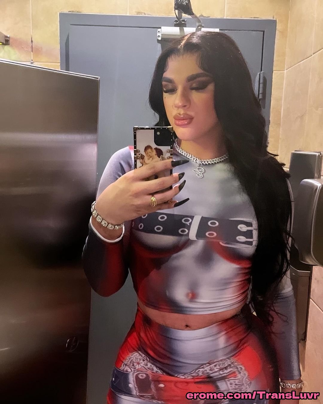 Big Buttlock Arab Trans liebt es, BBC Backshots zu nehmen [Femboy, Transe, Shemale, Trap] 25