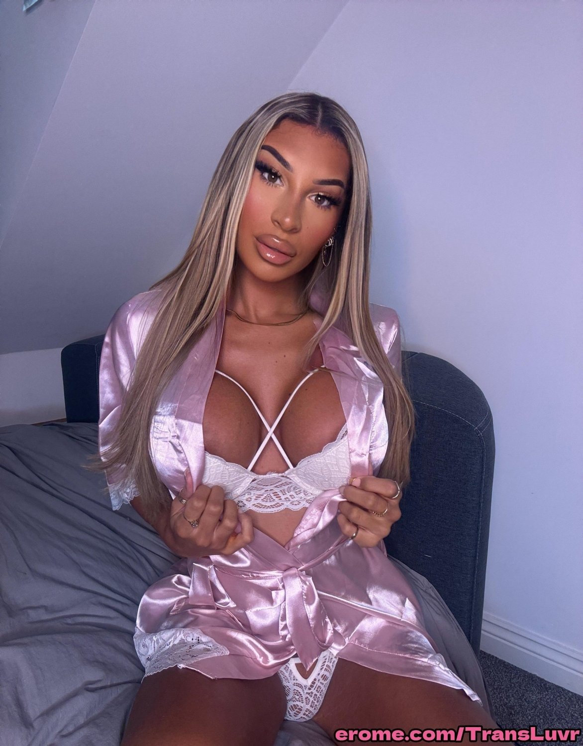 Tette grosse Bionda Naturale Trans Prende In Missionario N Cagnolino - Femboy, Shemale, Trans, Trap, Tgirl, Ts 98