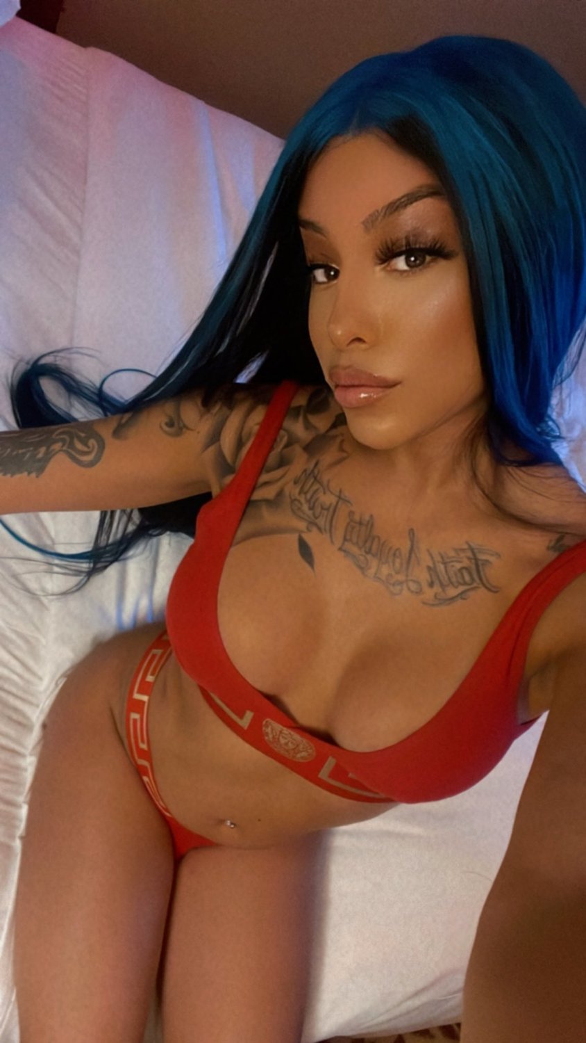 Honey Trans Loves Slurping on BBC [ tgirl, ts, shemale, trap, ladyboy, tranny, femboy, doll ] 3