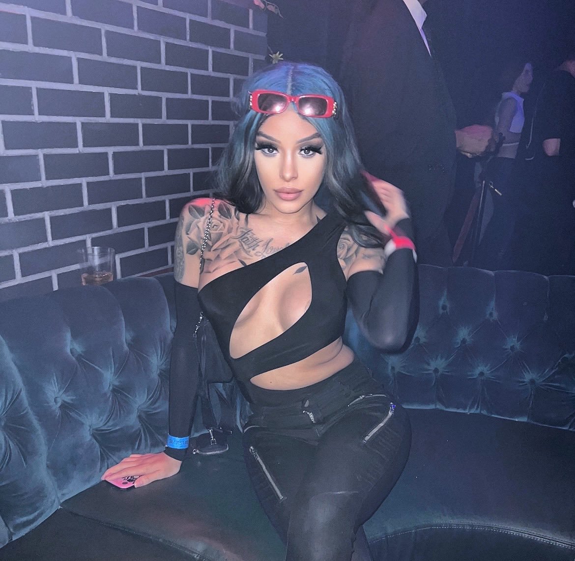 Honey Trans Loves Slurping on BBC [ tgirl, ts, shemale, trap, ladyboy, tranny, femboy, doll ] 16