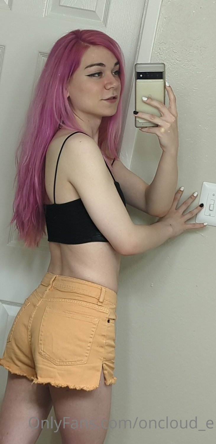 ӨnclӨμd both (British) [ts, tranny, trans, shemale, femboys, sissy] 5