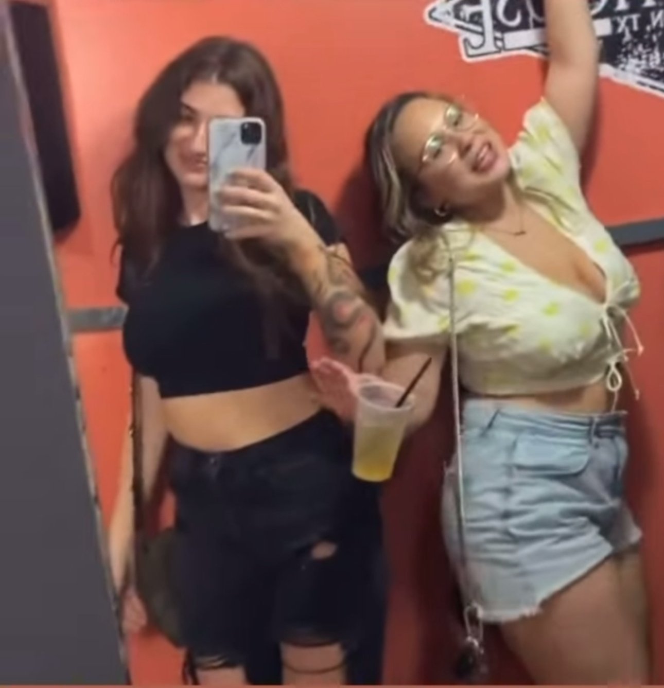 Bella prostituta ebrea con tette enormi 16