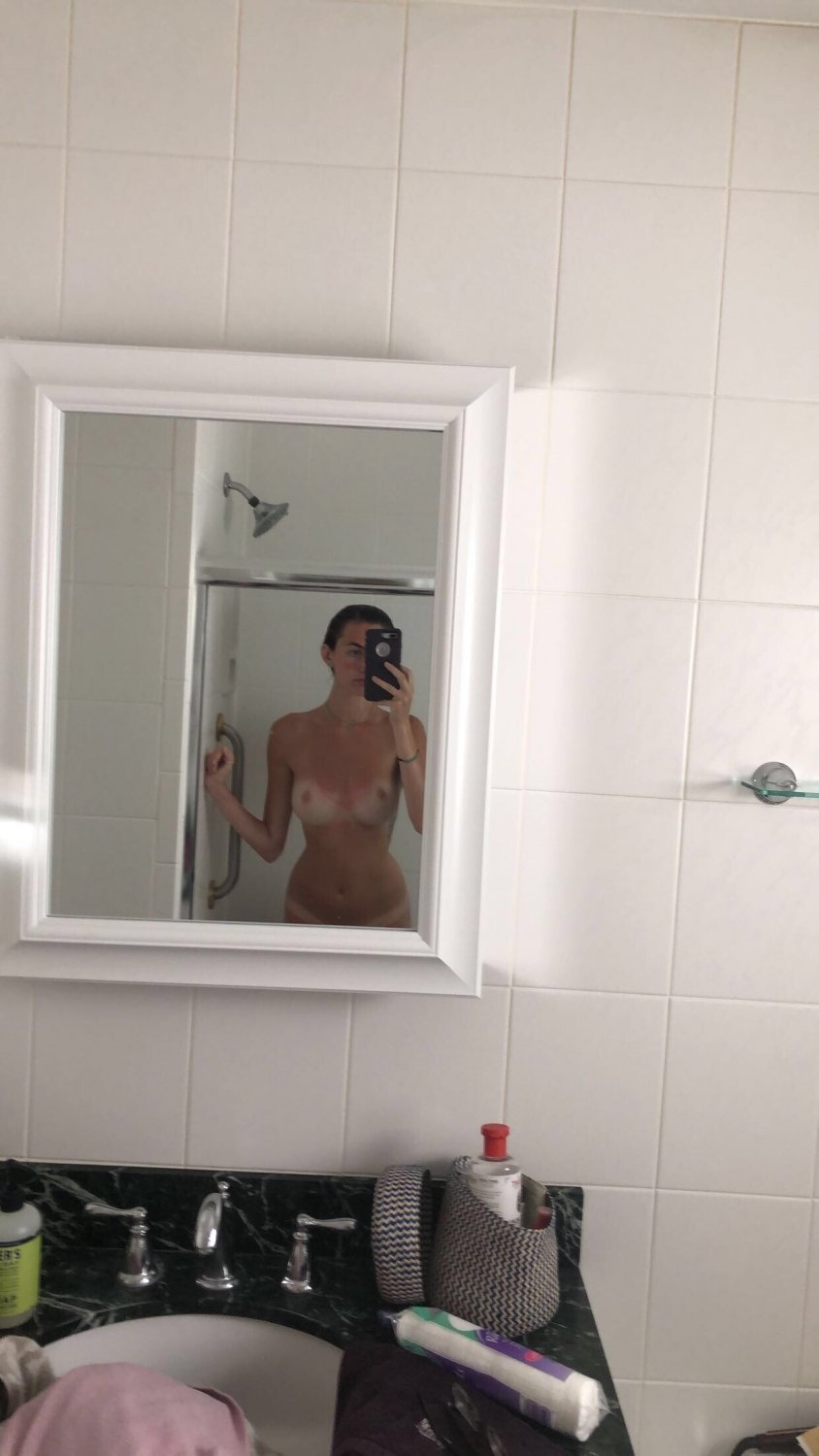 Beautiful Tight Body Floozy 5