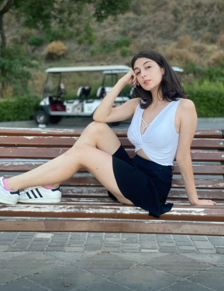 ふしだらなブルネット・ハンナ・ゲッツ・ワイルド・アズ・アマチュア・ガールフレンド 15