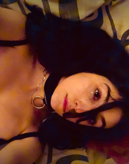 ふしだらなブルネット・ハンナ・ゲッツ・ワイルド・アズ・アマチュア・ガールフレンド 22