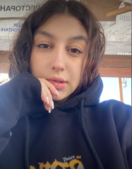 ふしだらなブルネット・ハンナ・ゲッツ・ワイルド・アズ・アマチュア・ガールフレンド 26