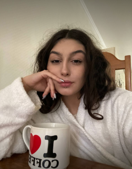 ふしだらなブルネット・ハンナ・ゲッツ・ワイルド・アズ・アマチュア・ガールフレンド 37