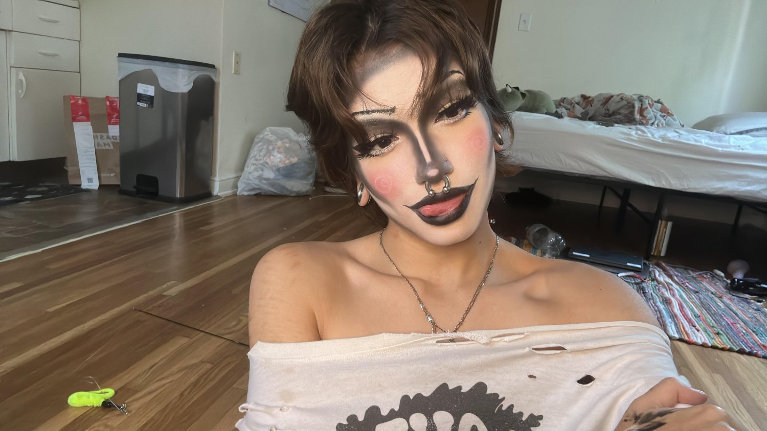 Mile the Clown Sloppily Masturbates and Plays 67