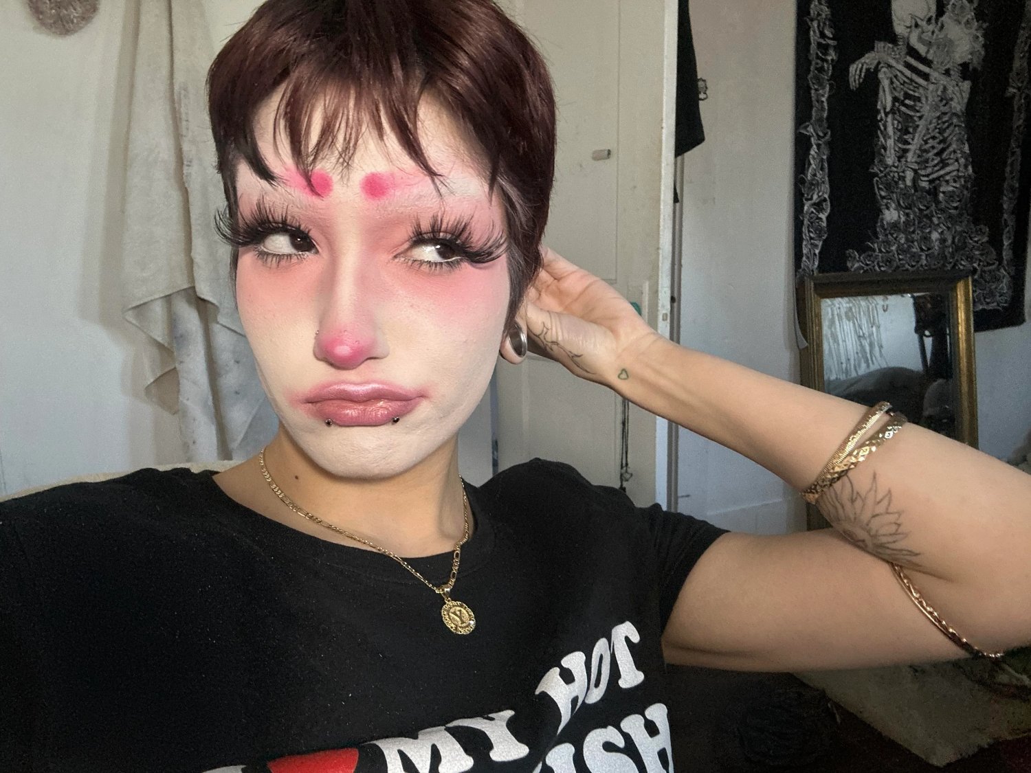 Mile the Clown Sloppily Masturbates and Plays 68