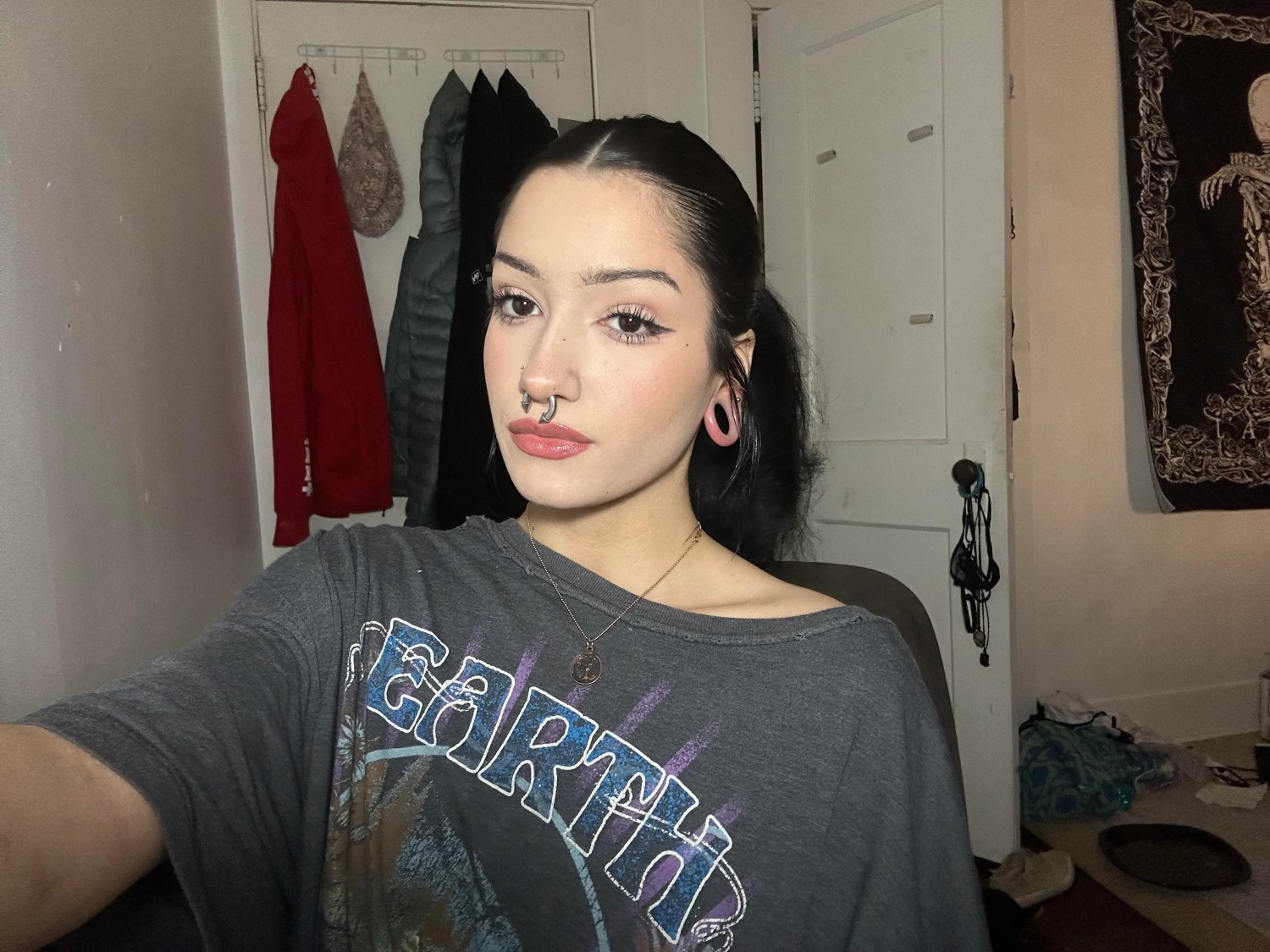 Mile the Clown Sloppily Masturbates and Plays 69