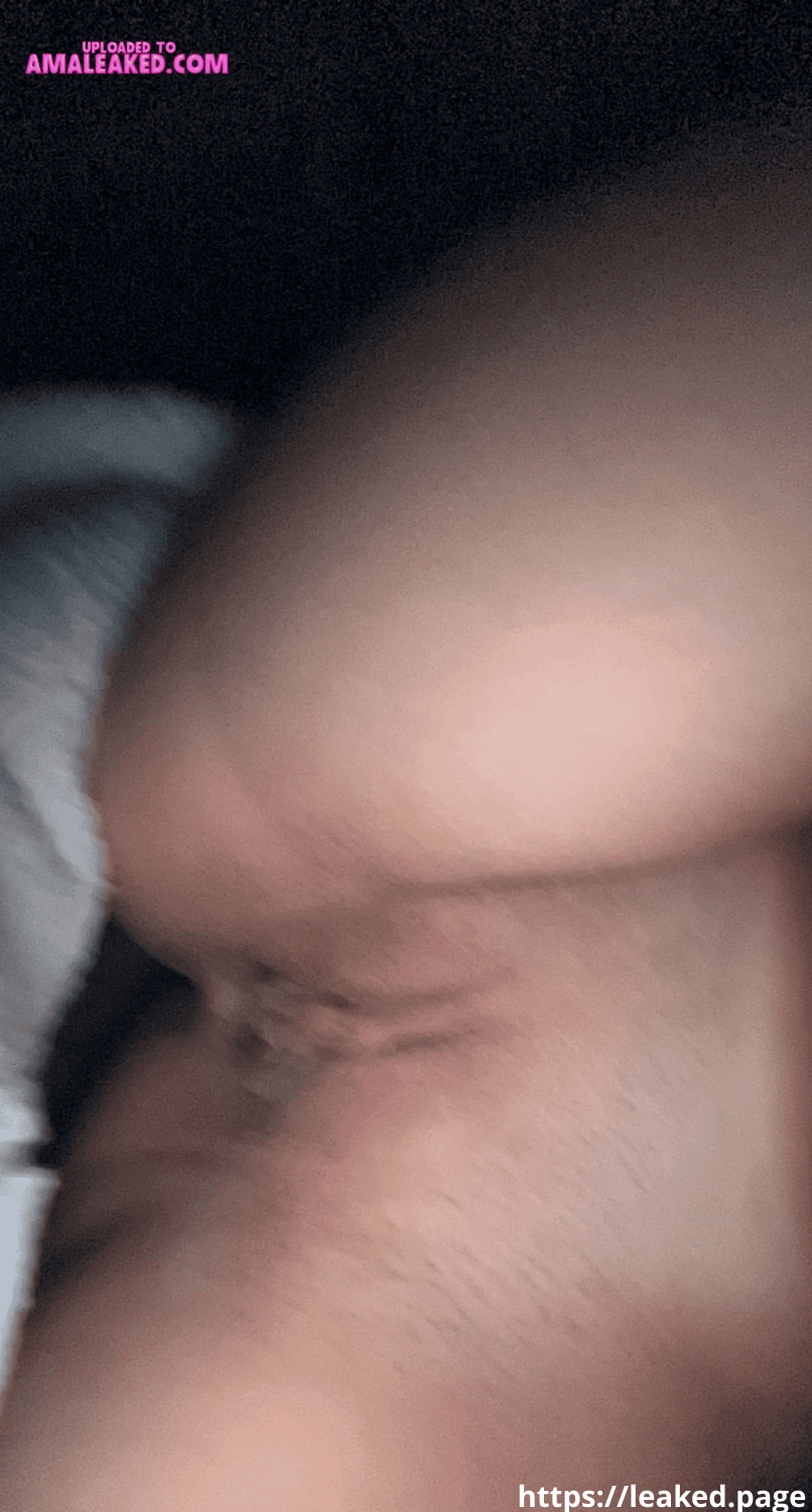 Sweet Girl Showing Off Her Body 4