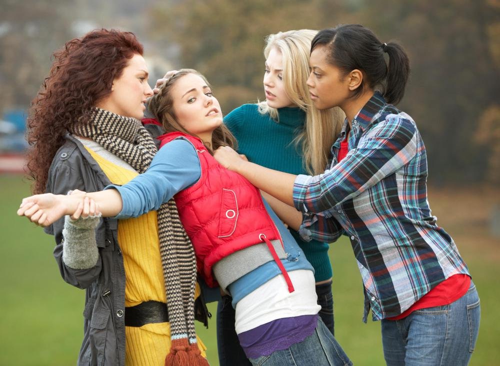 Outdoor Hardcore Lesbian Bully Session 1