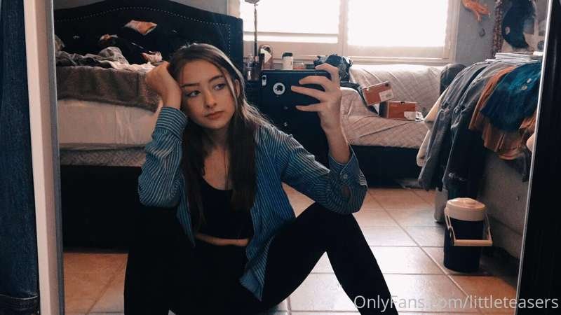 Chicas adolescentes 141 25