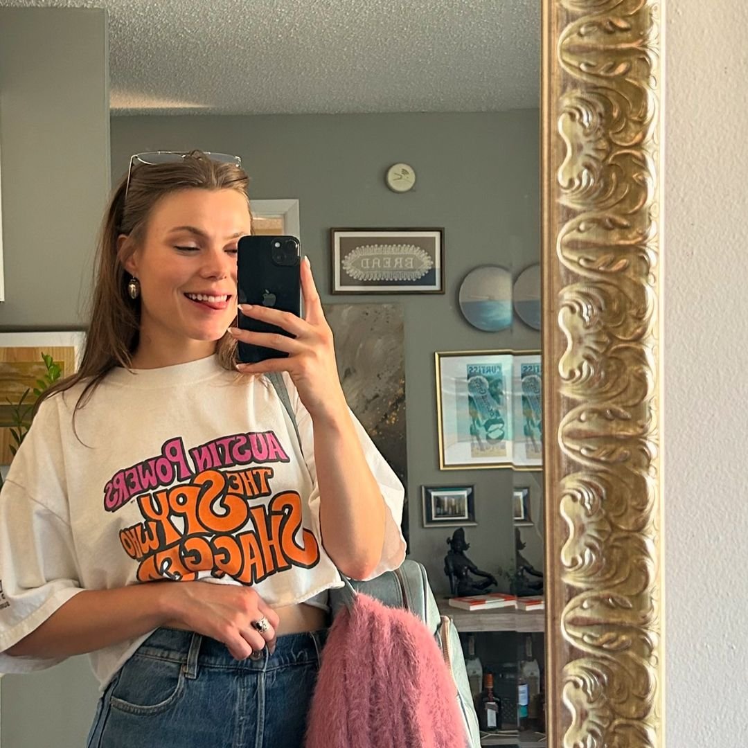 トゥルー・アーティスト・ギビング・ア・スロッピー・カムショット・フェラ 2