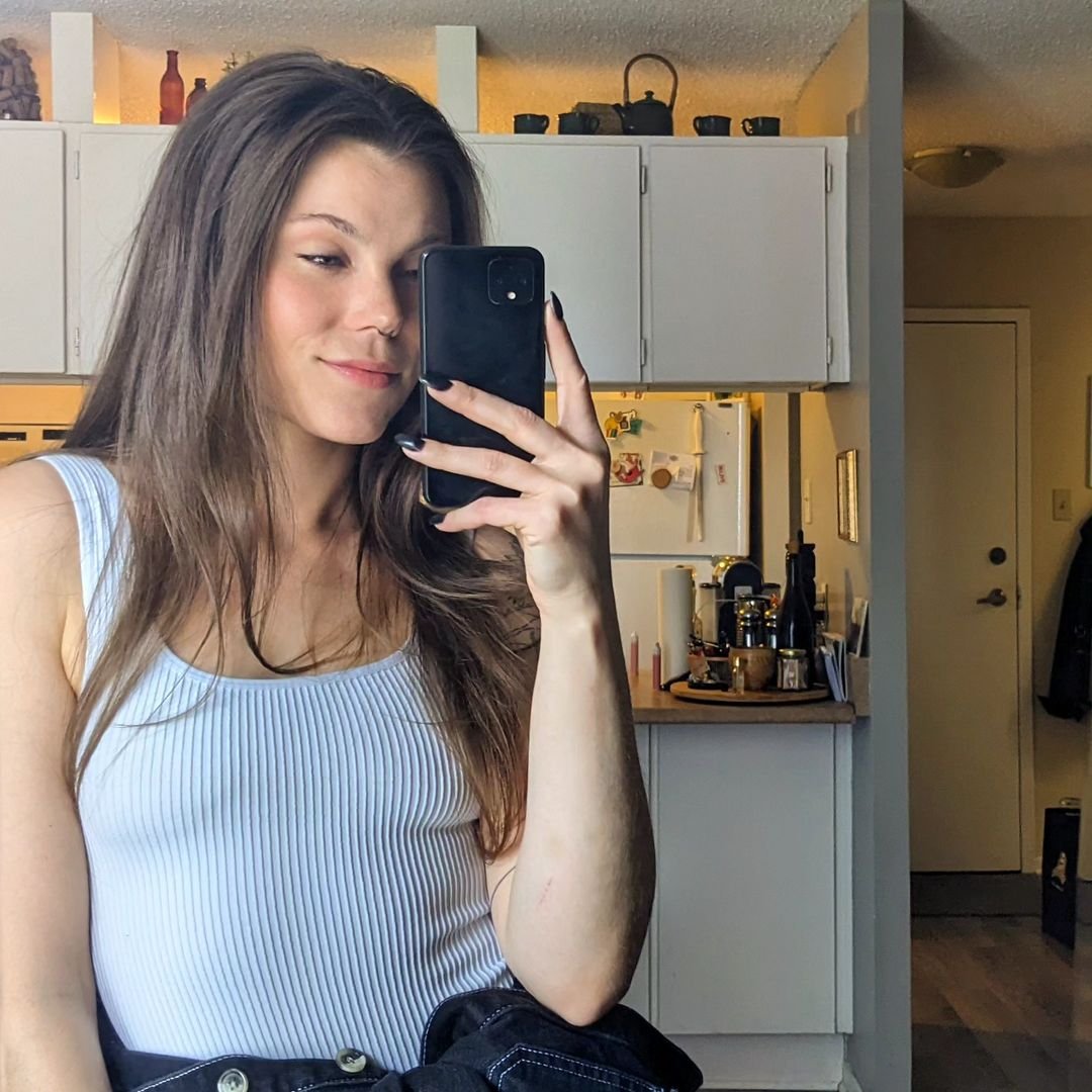 トゥルー・アーティスト・ギビング・ア・スロッピー・カムショット・フェラ 3