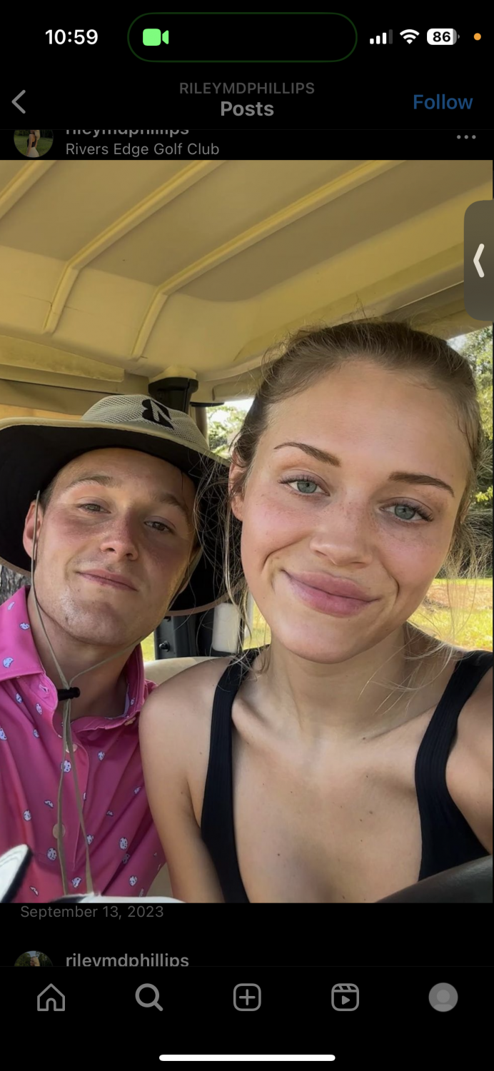 プチ・ブロンド・ふしだらな女・フロム・ハイスクール・ナウ・ア・セルフィー・クイーン 28