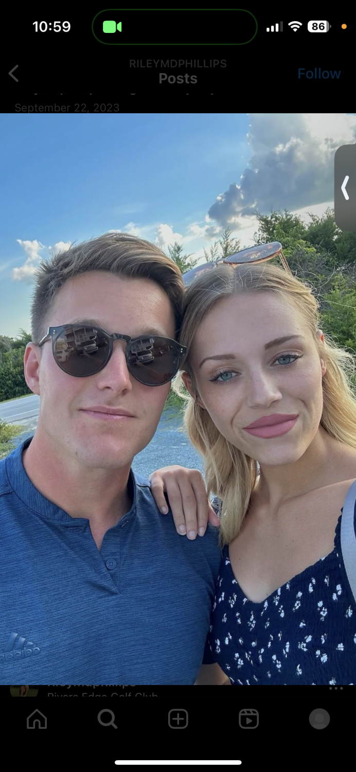 プチ・ブロンド・ふしだらな女・フロム・ハイスクール・ナウ・ア・セルフィー・クイーン 31