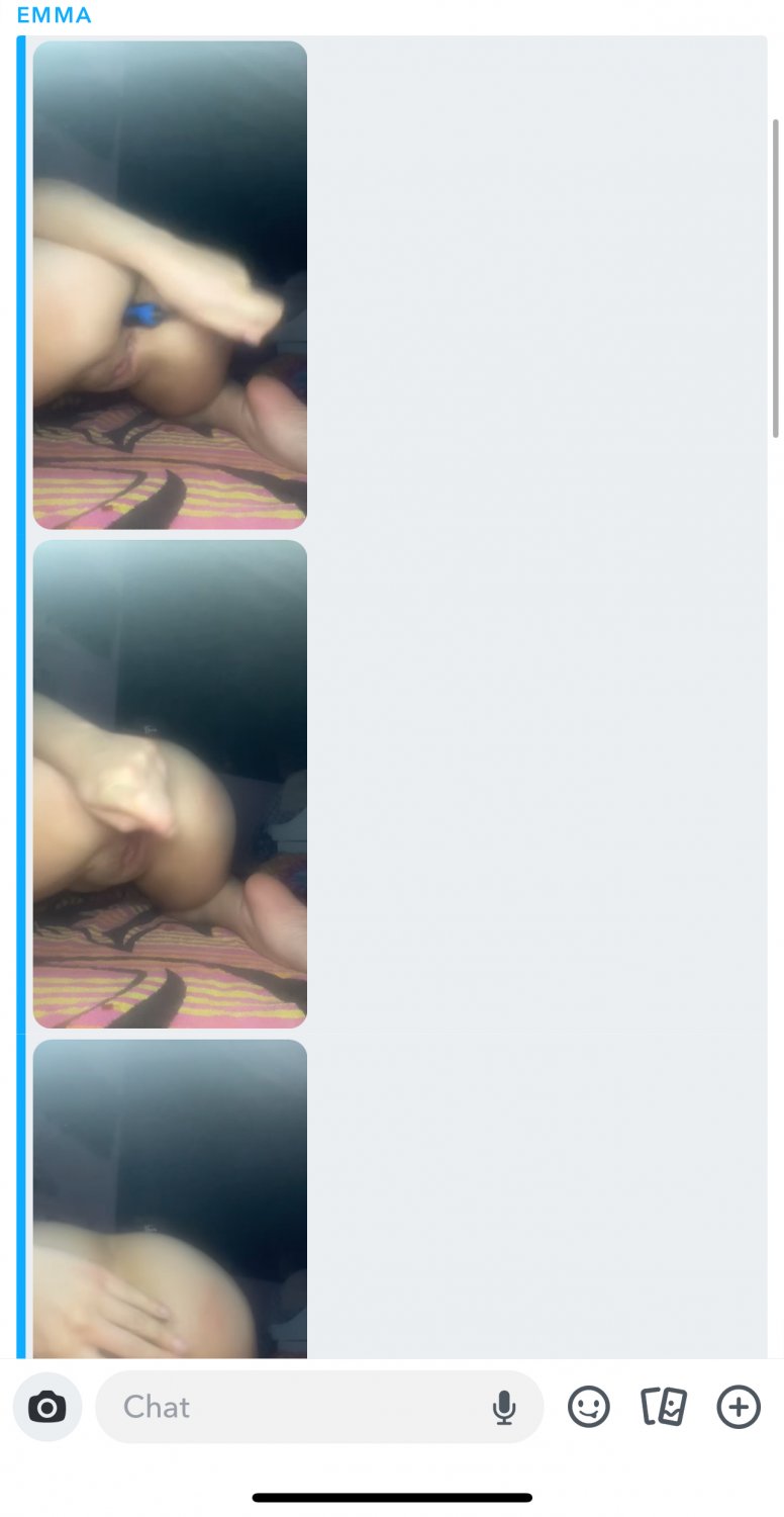 DUMBEST ANAL ONLY weblut on the planet 🌍😵‍💫. Schau dir an, was sie sich in den Hintern schiebt! 🤣 1