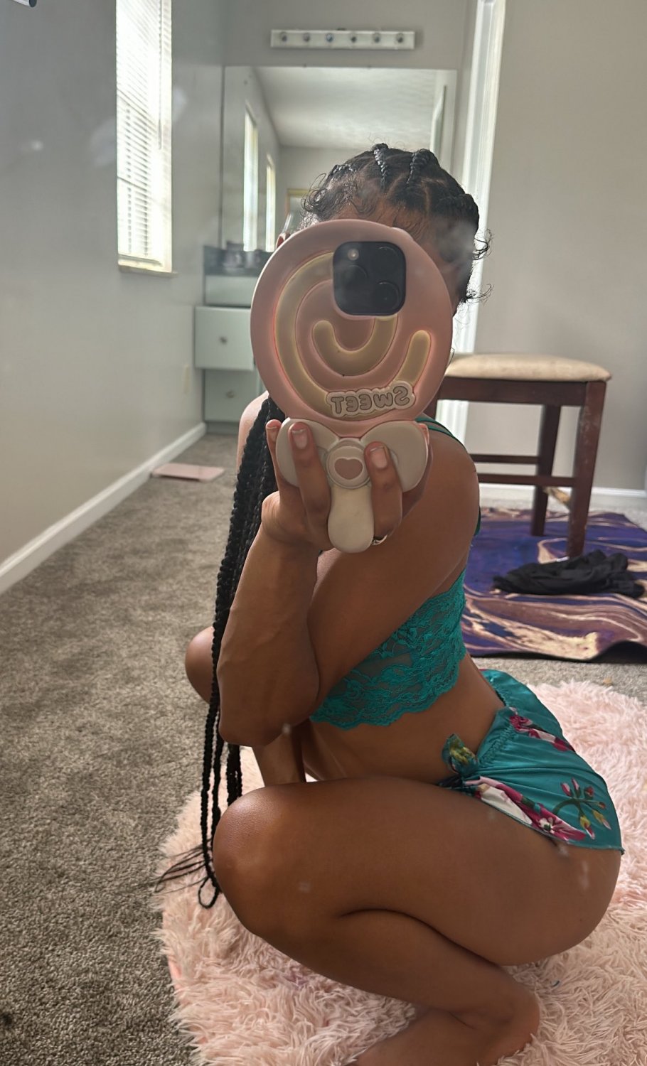 Une belle ébène avec un gros sexe 🔥🥵🔥 ; 15