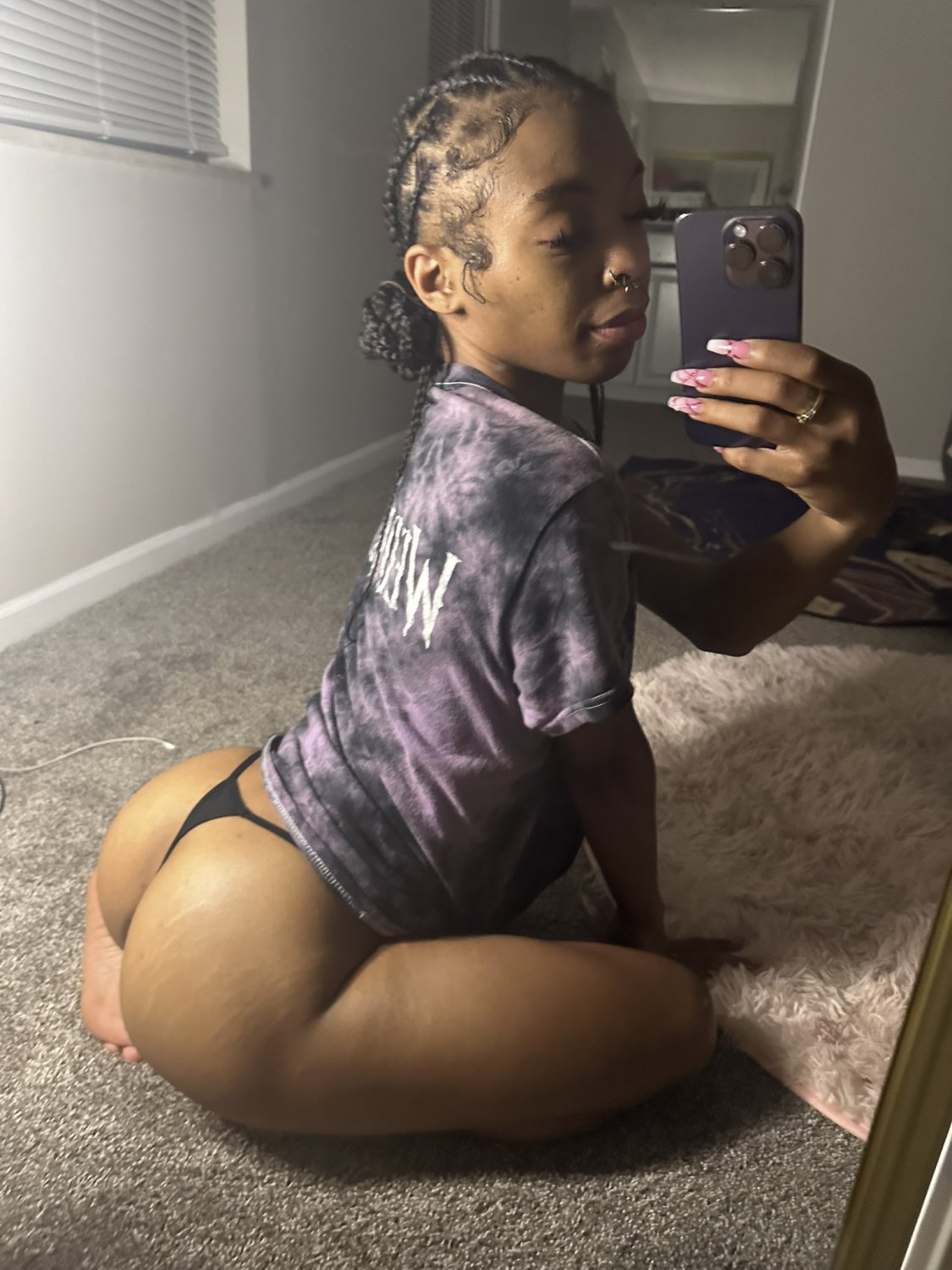 Une belle ébène avec un gros sexe 🔥🥵🔥 ; 31