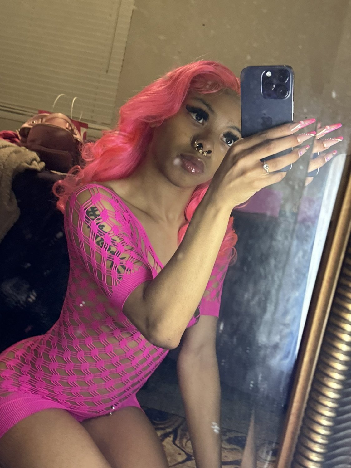 Une belle ébène avec un gros sexe 🔥🥵🔥 ; 40