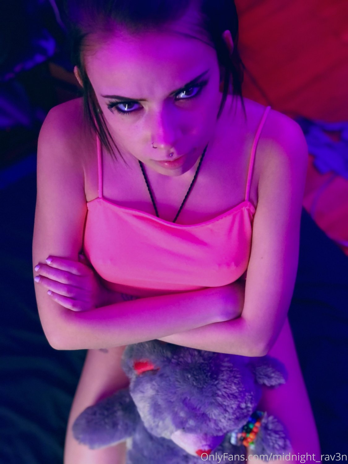 ホーニー・エモ・ガールズ・ギビング・ウェット・フェラジョブズ 26