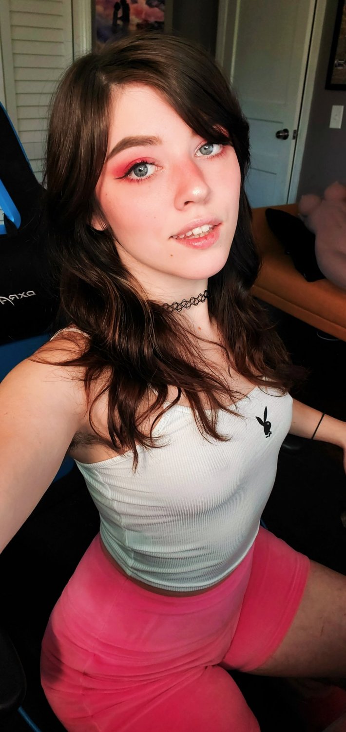 Naughty POV Chicks Pleasuring Cocks and Loving It 3