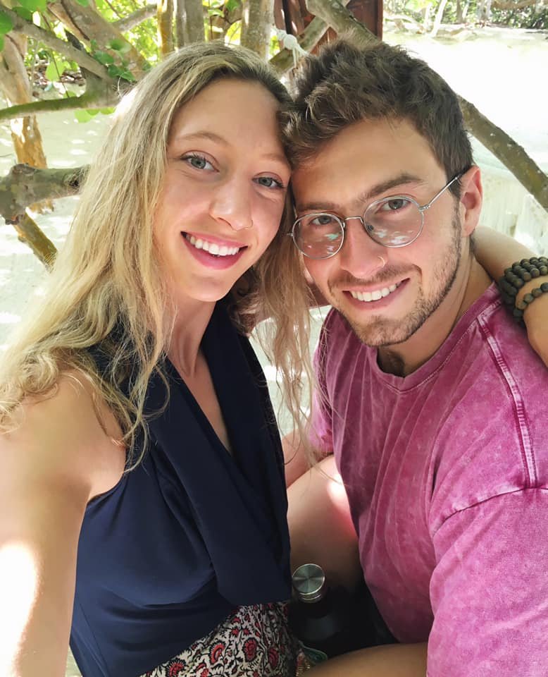 エキシビショニスト・アマチュア・ガールフレンド・リビング・ザ・ワイルド・ライフ 4