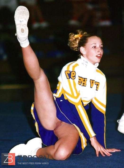 スクリーミング・フォア・モア・イン・ギブ・ミー・アン・F！・パート2 1