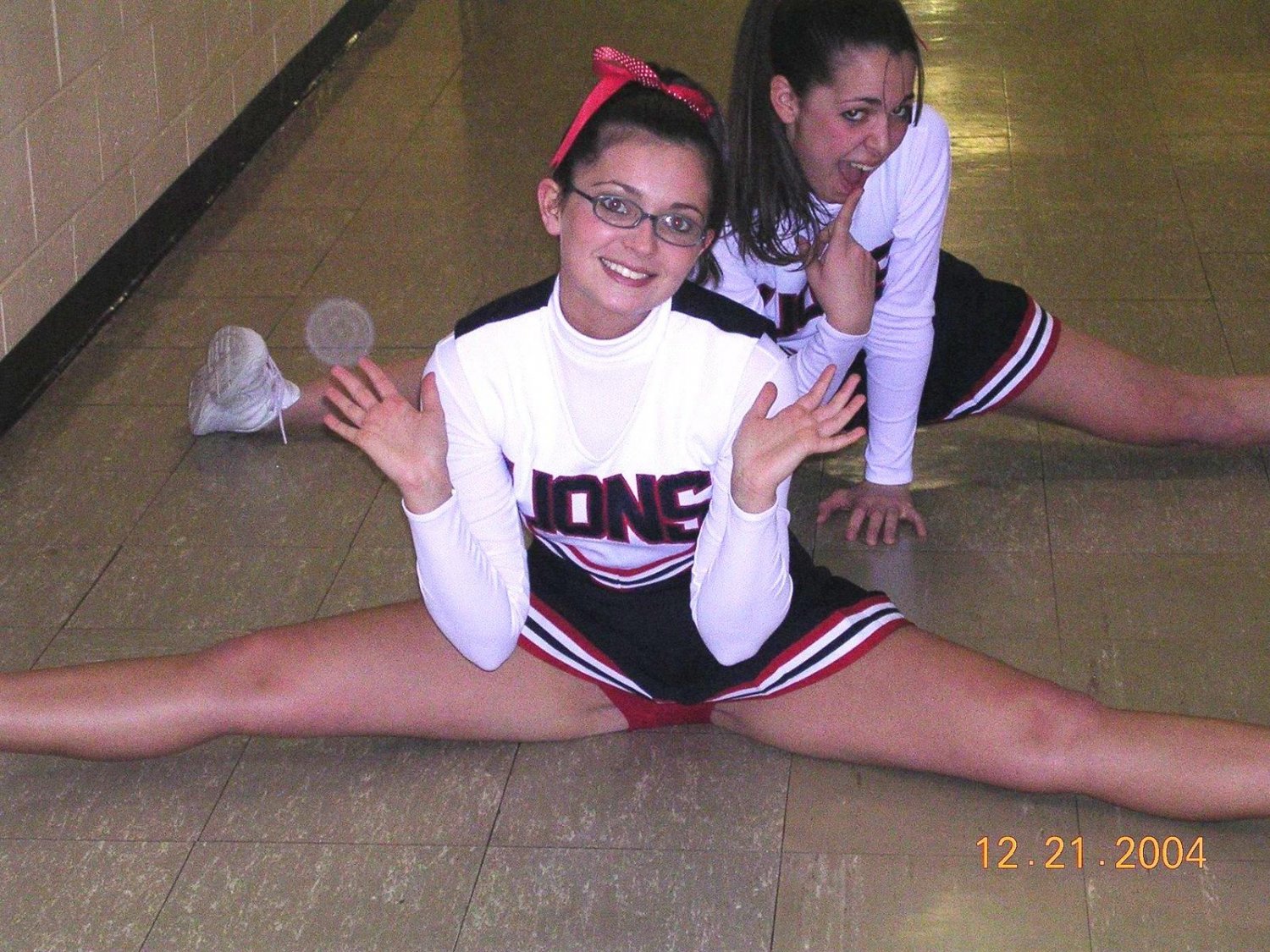 スクリーミング・フォア・モア・イン・ギブ・ミー・アン・F！・パート2 14