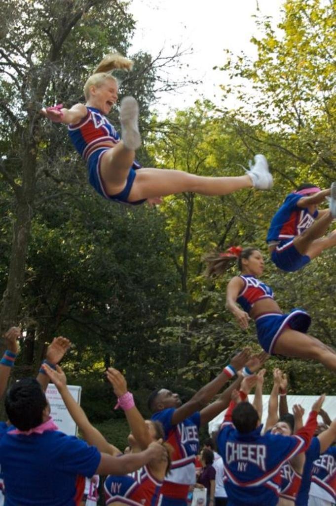 スクリーミング・フォア・モア・イン・ギブ・ミー・アン・F！・パート2 18