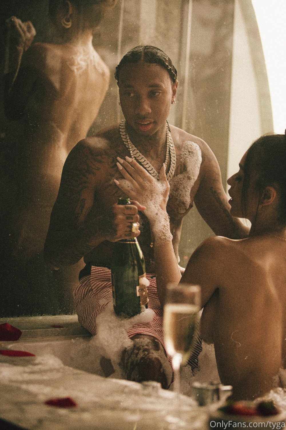 TYGA fucked Delicious chicks🍒👅🥵🍆💦💰🍆💦 17
