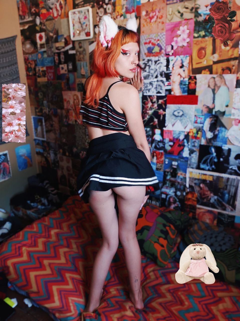 Dirty Argentine Otaku Goth Fingers Herself Hard 36