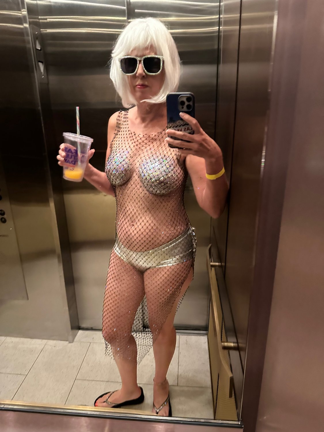 ホット・ミルフ・アンド・マチュア・グラニー・ホー・フロム・フロリダ 4