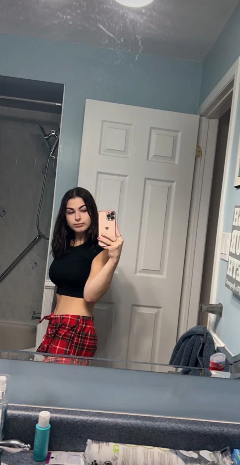 Selfies de adolescentes apenas legales🤤🤤🤯 3