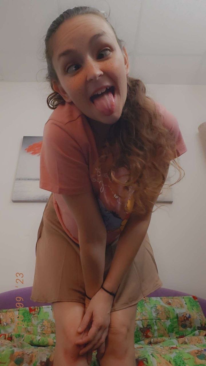 Amerykańska puszczalska Bella wyciekła 36